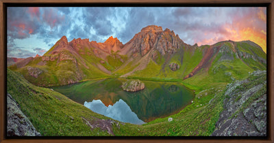 Elevate Your Space with Mountain Art: The Essence of Nature on Canvas